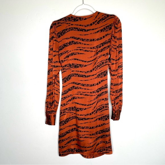Anine Bing‎ Silk Wrap Penelope Dress XS Tiger Stripe Orange Long Sleeve Stars - Picture 9 of 16